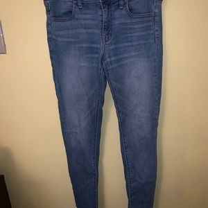 American Eagle lightwash jeans